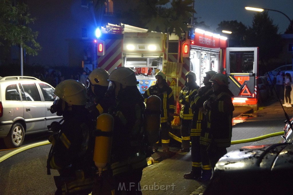 Feuer 2 Y Kellerbrand Koeln Ostheim Ruppinerstr P079.JPG - Miklos Laubert